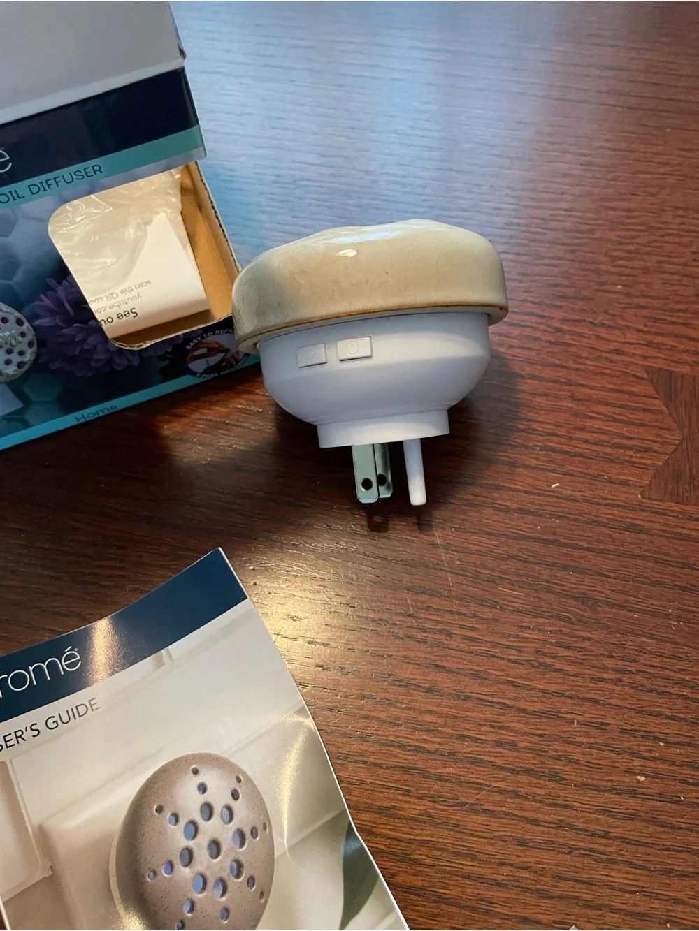 Cream Ceramic Pluggable Essential Oil Diffuser (oils not included)